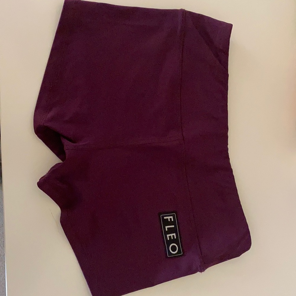 Original style Fleo Plum purple shorts